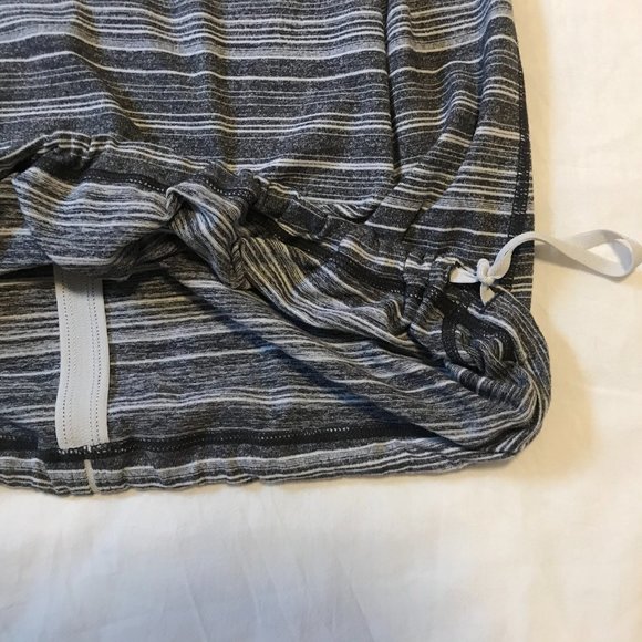 Lululemon yoga top - Picture 4 of 6